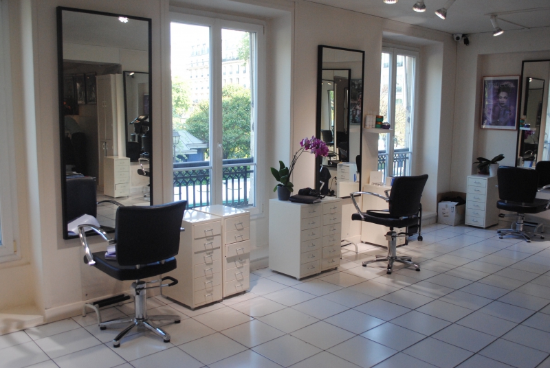 salon-coiffure-LA GARDE FREINET-min_floor-home-office-property-living-room-room-781228-pxhere.com